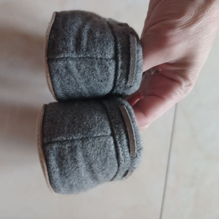 Kapcie Clarks memory foam jak nowe 38/ salon 239 zł