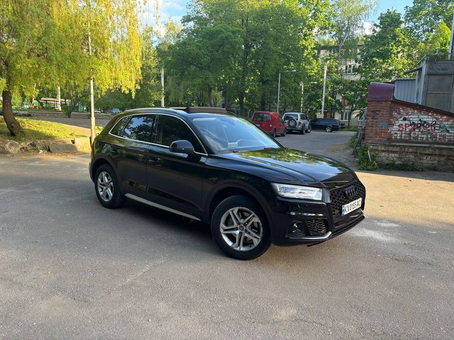 Продам автомобиль Audi q5