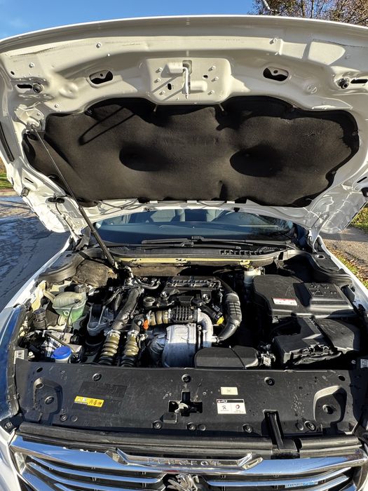 Продаємо своє авто Peugeot 508 blueHd 2015 1,6 дизель