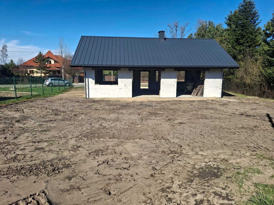 Nowy dom parterowy, wolnostojący z mediami