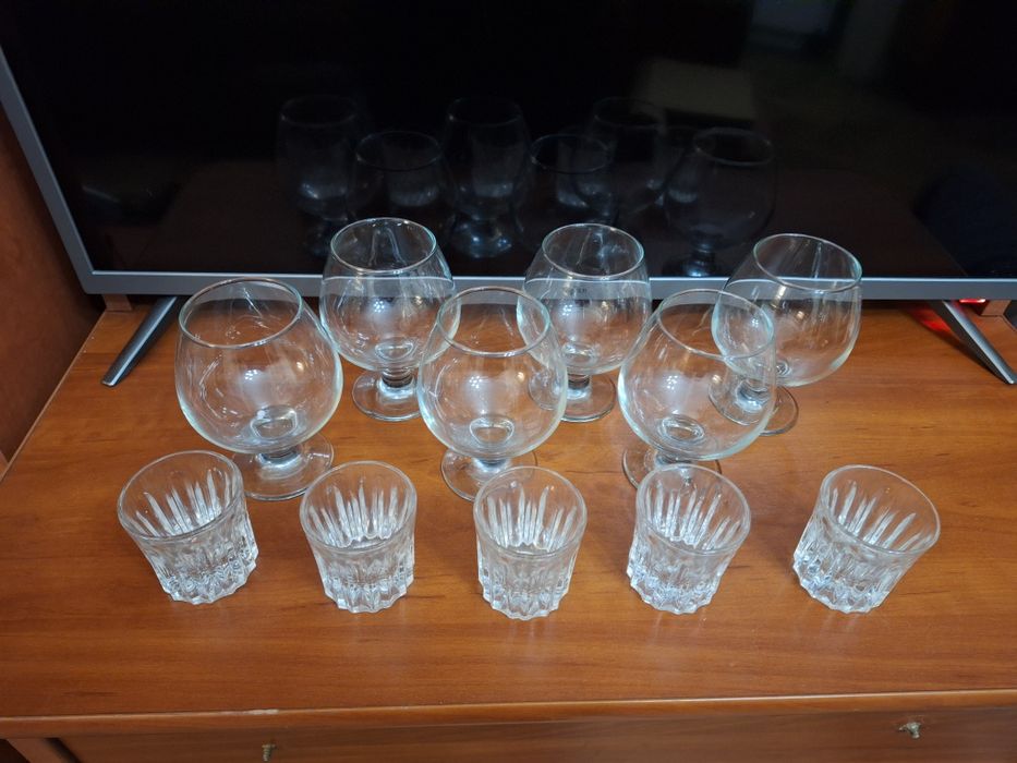 Самовивіз! Коньячніці 6 шт та рюмки 5 шт.