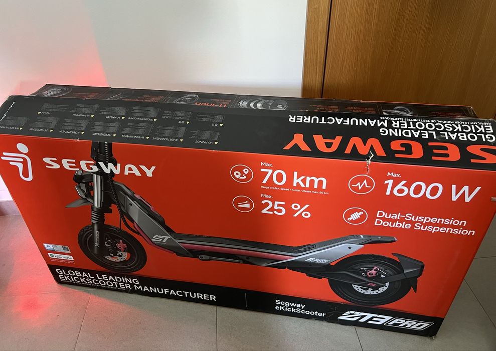 Trotinette Segway Ninebot ZT3 Pro: Nova e Completa!