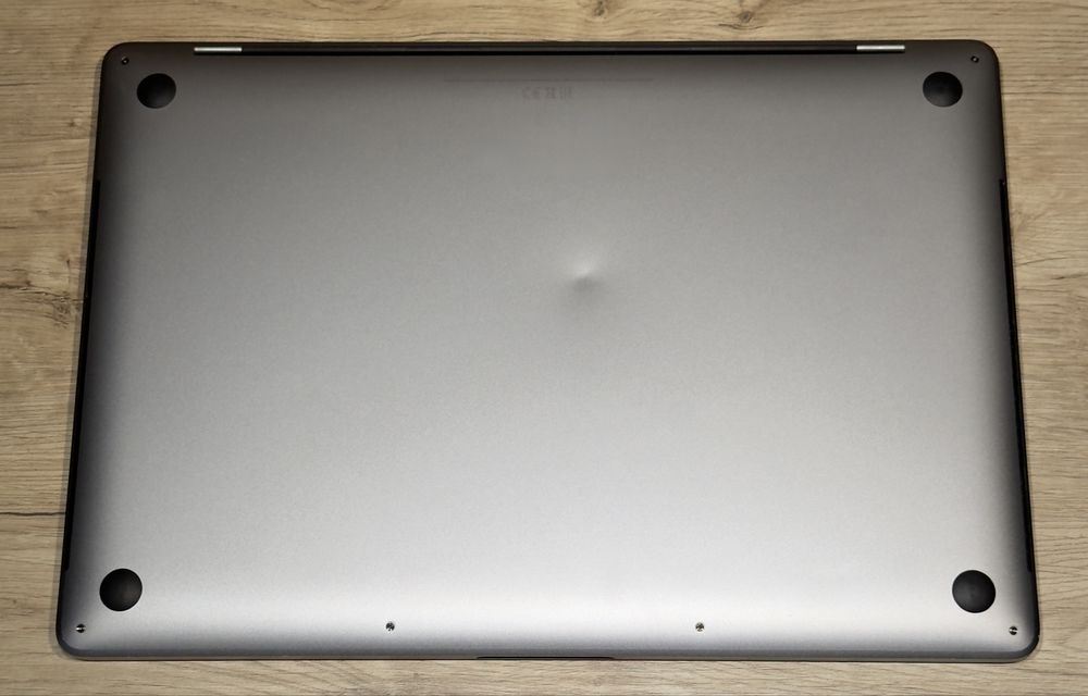 MacBook Pro 2019 15.4”