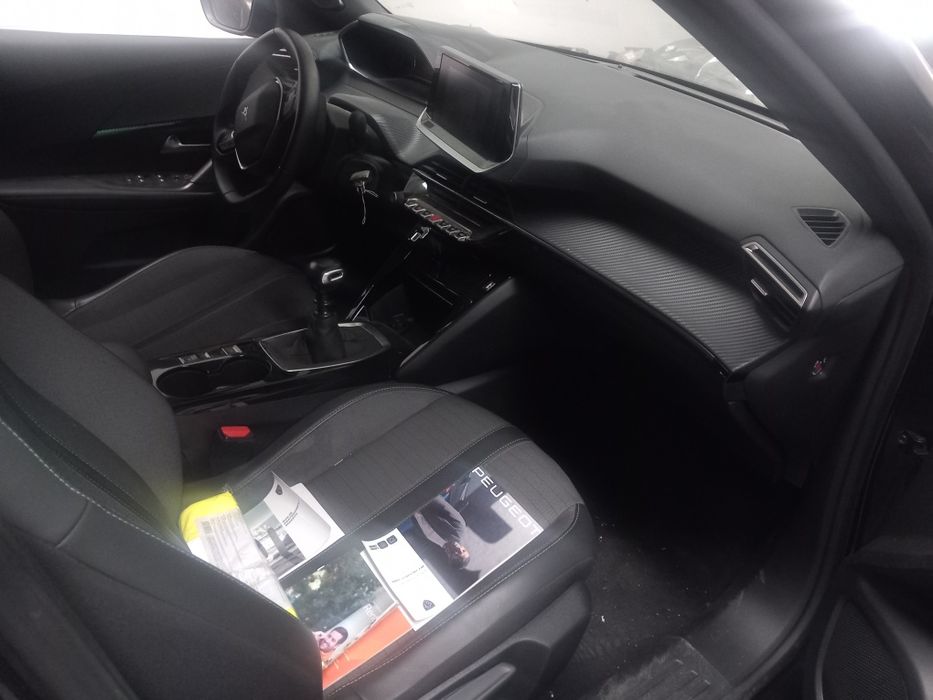 Peugeot 2008 1.2 2023