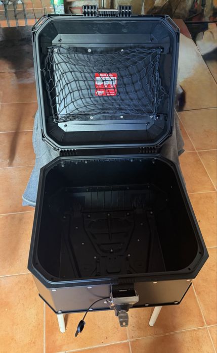 Mala Topcase Givi Trekker Alaska