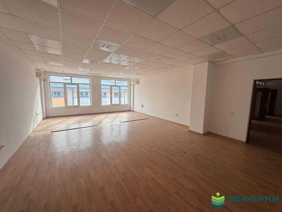 Продаж приміщення під офіси 600м2 вул.Б.Хмельницького (6)