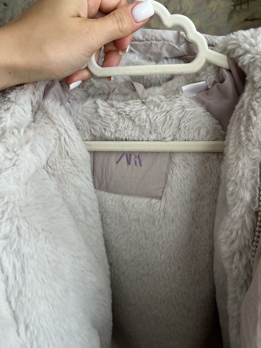 Зимова куртка Zara на дівчинку