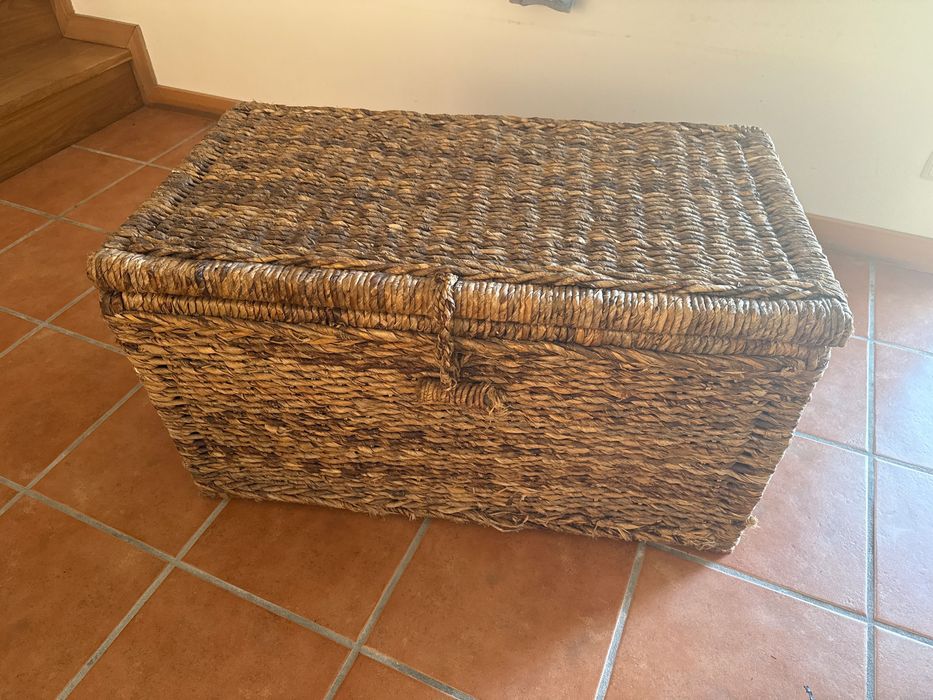 Baú em muito bom estado