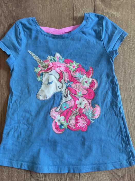 Niebieska letnia bluzka t-shirt Tommy Bahama 98 cekiny jednorożec