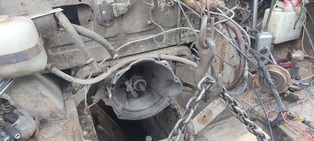 Комплект -движок Ваз та кпп Луаз всборі