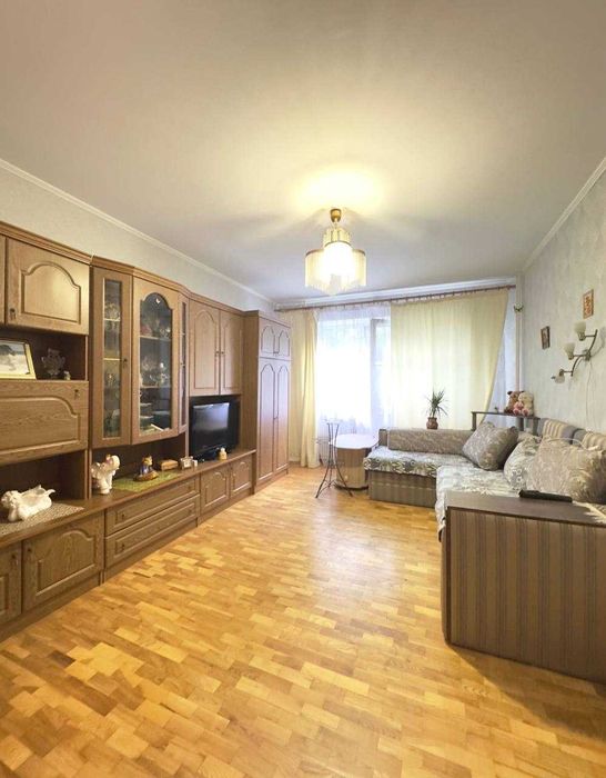 Сдам в оренду 3х кімнатну на Сумської тероборони (колишня Ковпака)