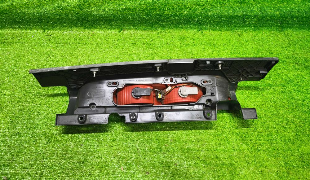 Lampa tył tylna Lewa Renault Trafic II Vivaro Primastar Lift 2008-