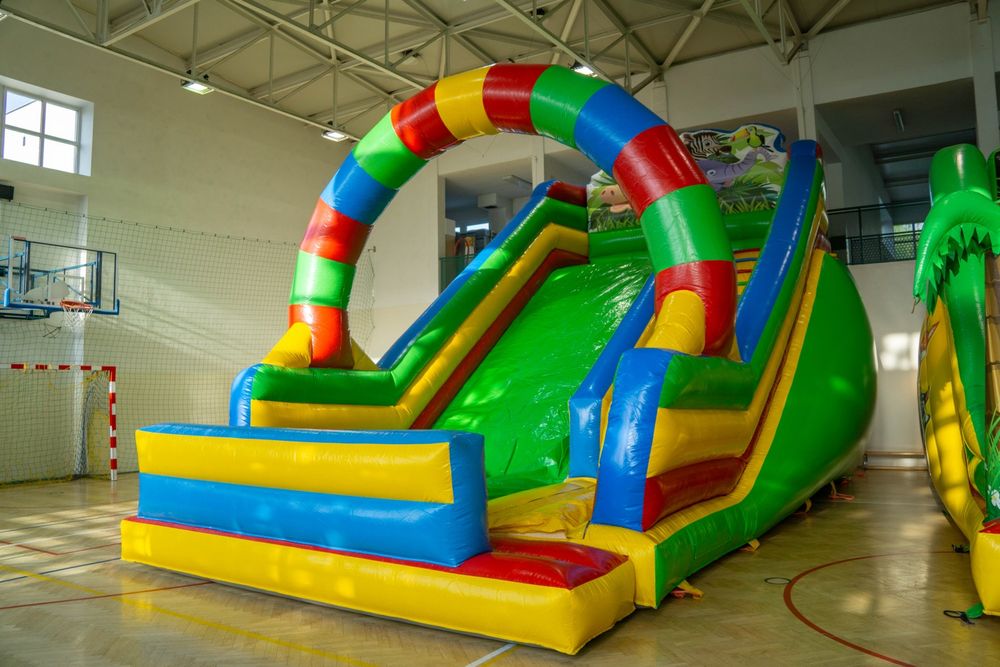 Zjeżdzalnia dmuchana, dmuchańce, dmuchaniec, wynajem dmuchańców