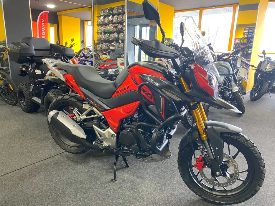 Мотоцикл SPARK SP300T-3