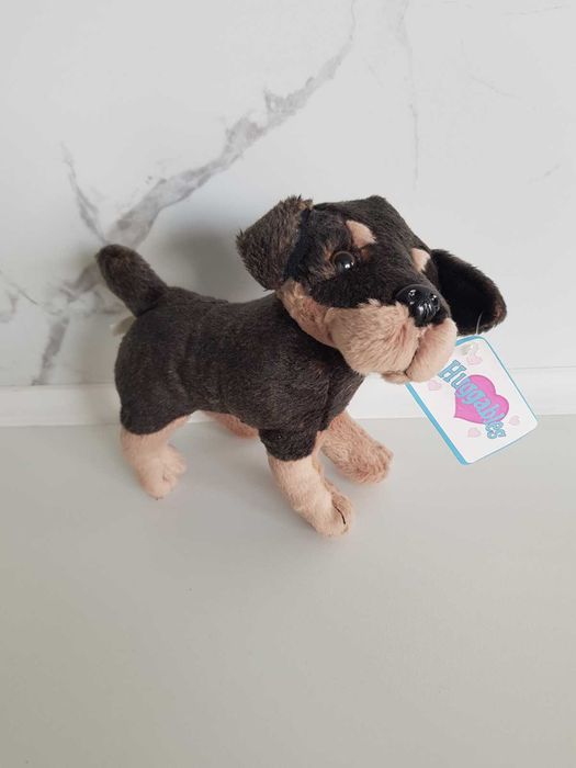 Pluszowy realistyczny pies rottweiler Huggables z metką pluszak maskotka zabawka
