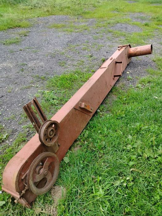 Podajnik kłosowy bizon
