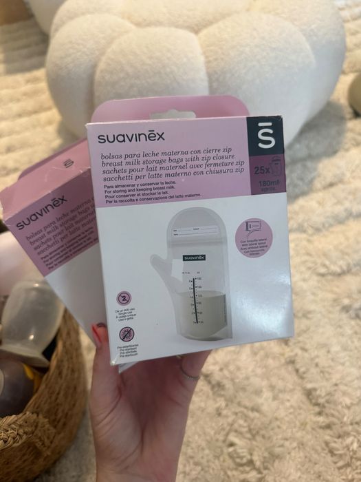 Kit completo com bomba de leite mãos livres Suavinex e bomba manual Medela