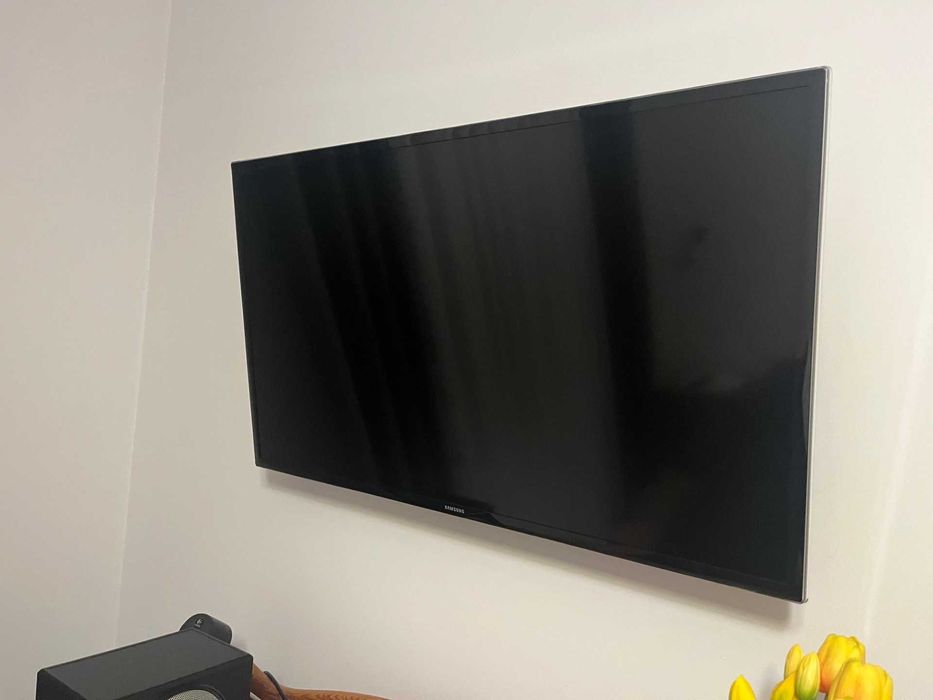 Telewizor Samsung UE40F6400 – 40” Smart TV, Full HD