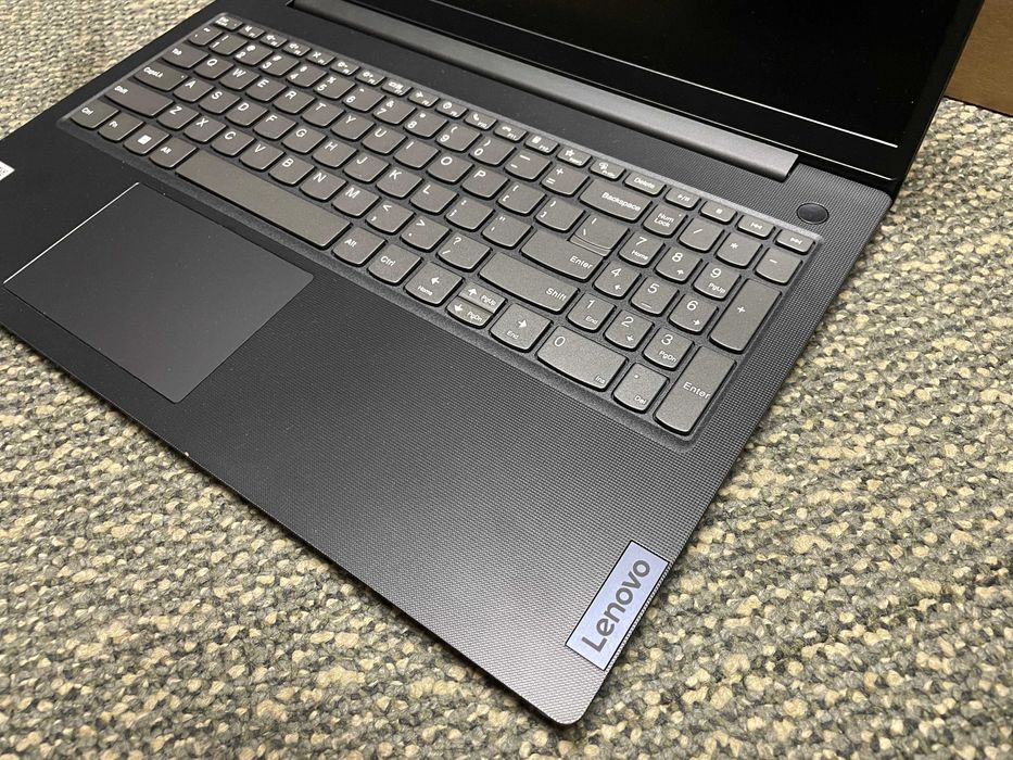 Laptop LENOVO V15 G3 i5-1235U/8/512/Win11/Gwarancja