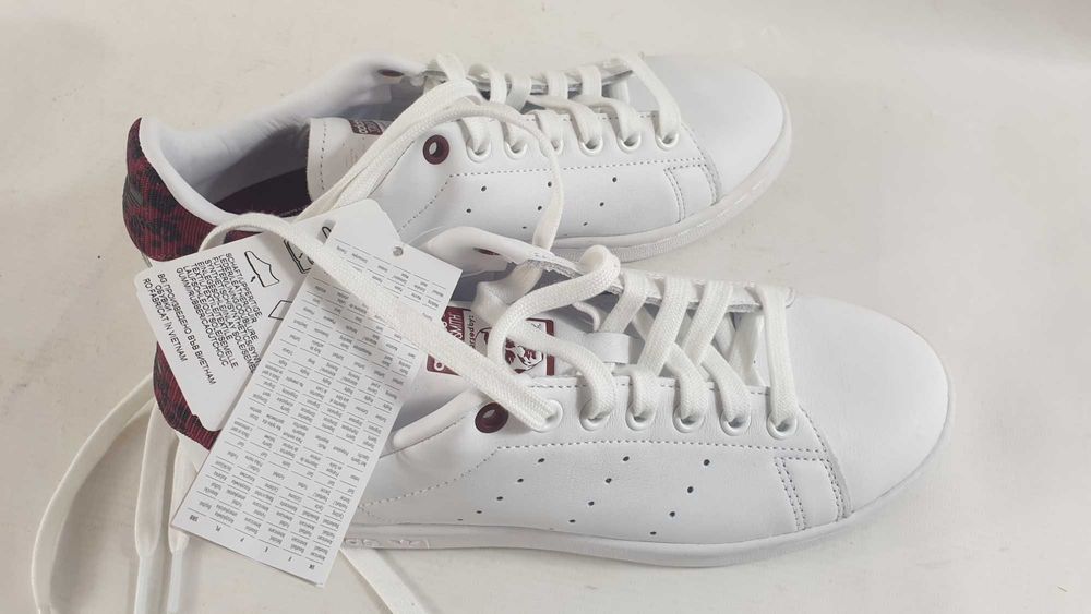 Buty sportowe adidas stan smith   EE4896 r. 39 1/3