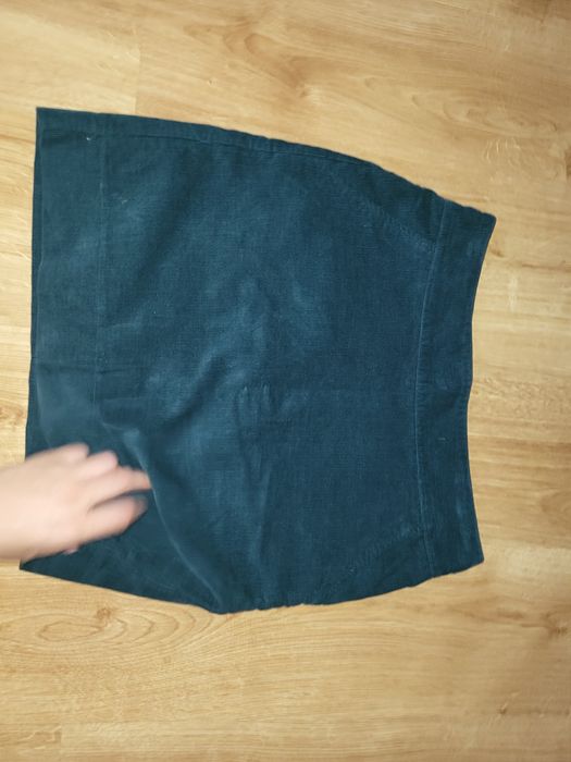 Spódnica sztruksowa r.38 Stan bardzo