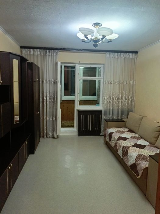 Подобово здам квартиру. Пуща водиця. Київ. Трикімнатна. Бронювання.