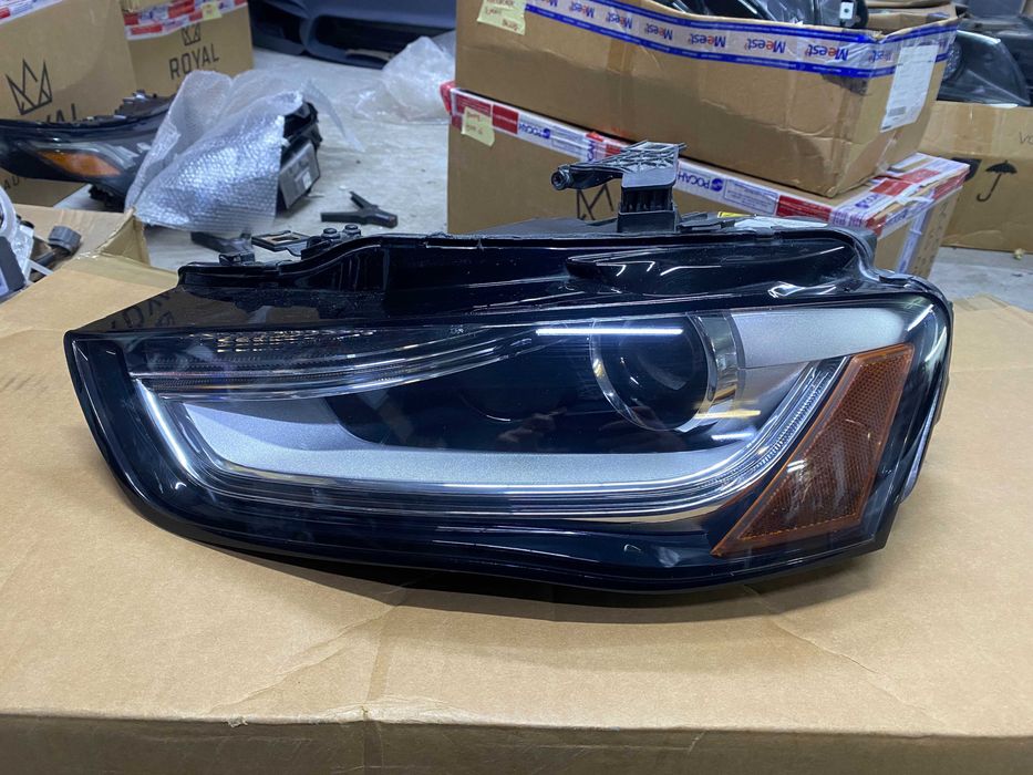 Ліва фара оригінал Audi A4 B8.5 (2013–2016) рестайлинг Xenon + LED DRL