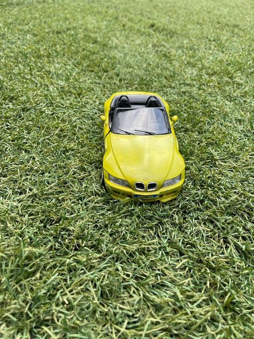 Bmw z3 1:18 miniatura 4 UND