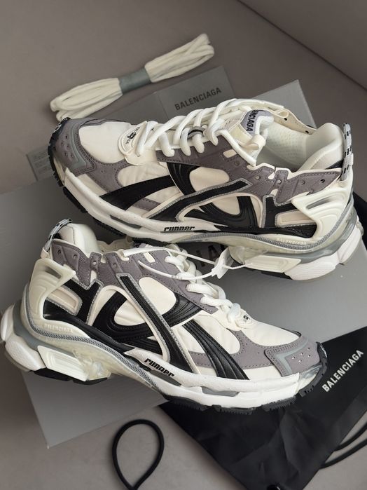Balenciaga Runner Nylon Sneaker In GREY/WHITE/BLACK