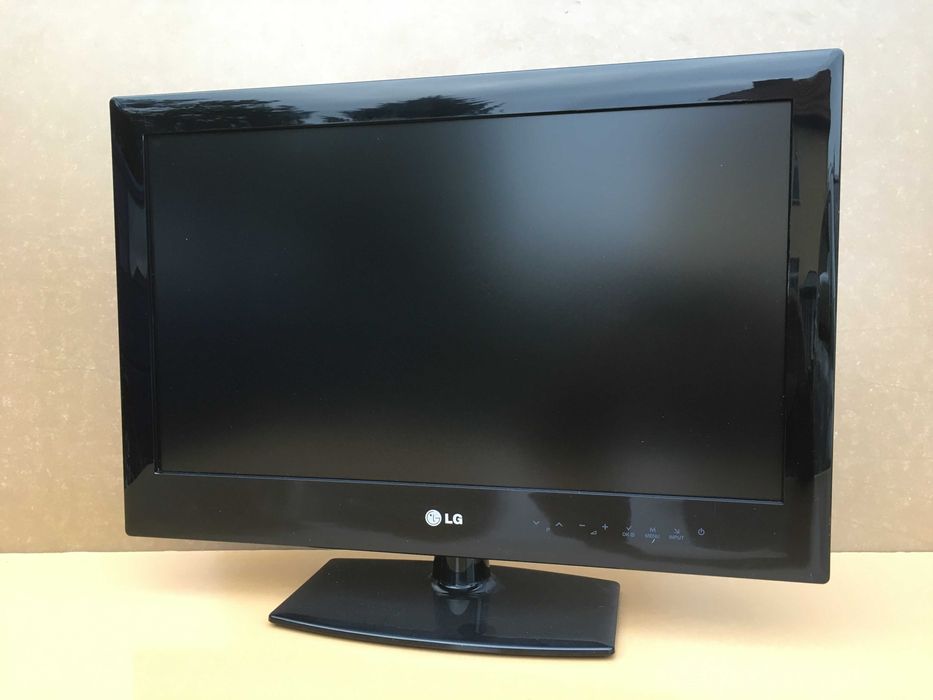 Telewizor 22" LG 22L3300 / 24 V / tir