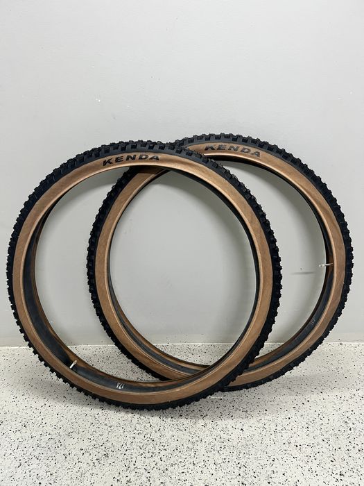 Zestaw opon rowerowych KENDA 29x2.40 (61-622) 2 sztuki