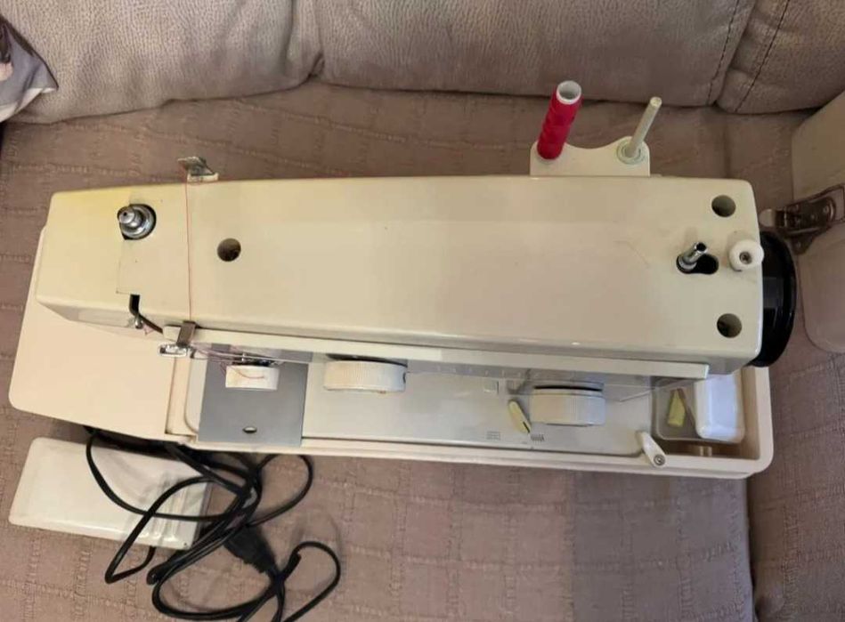 Máquina de costura