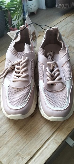 Sprzedam buty damskie