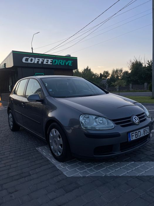Volkswagen Golf, 2005