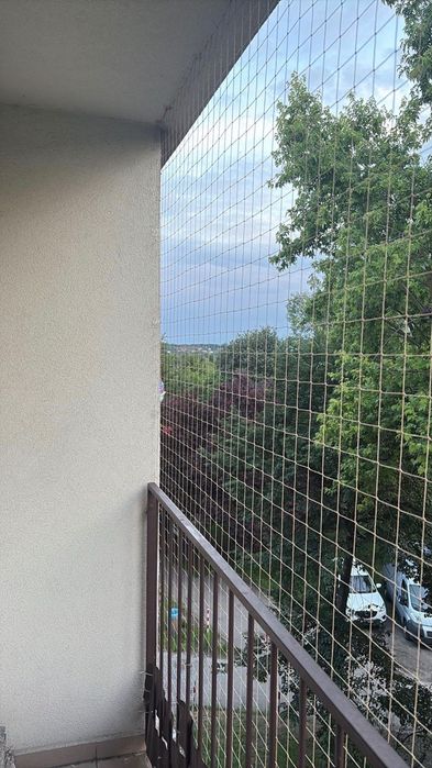 Siatka balkonowa dla kotów / na gołębie