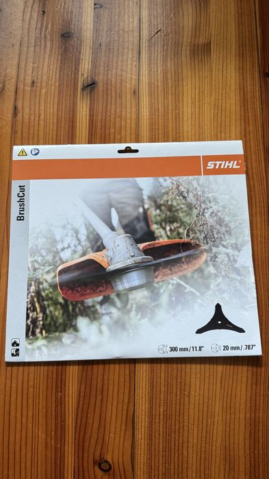 Tarcza trójząb STIHL BrushCut 300 mm / 20 mm – NOWA