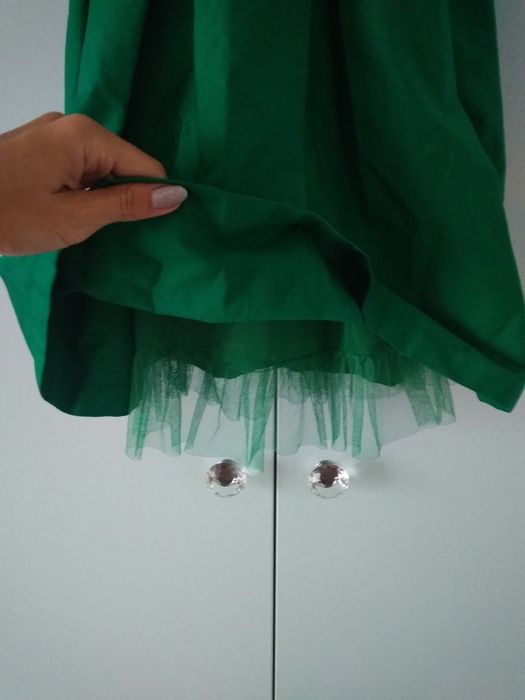 Rozkloszowana bershka