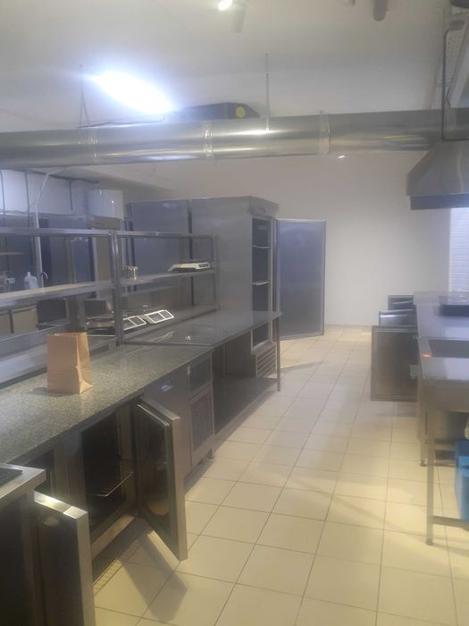 Столы мойки стелажи вытяжные зонты из нержавеющей стали б.у ресторан