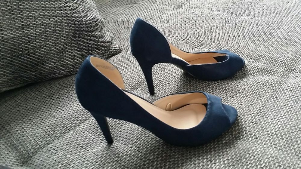 Nowe buty rozmiar 37 ccc