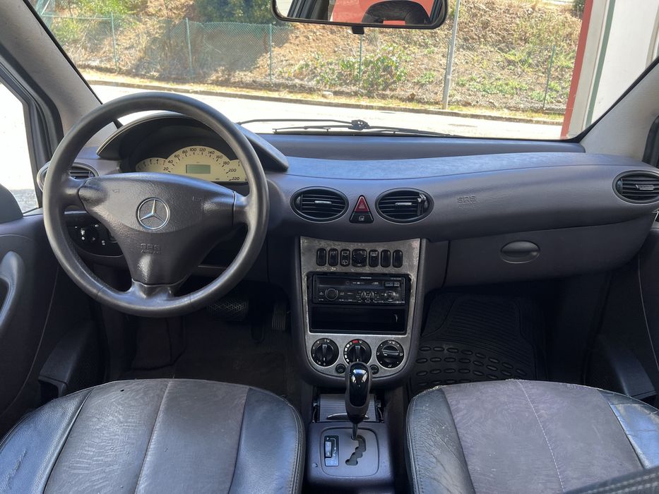 Mercedes-Benz A 170 — fotografia 5