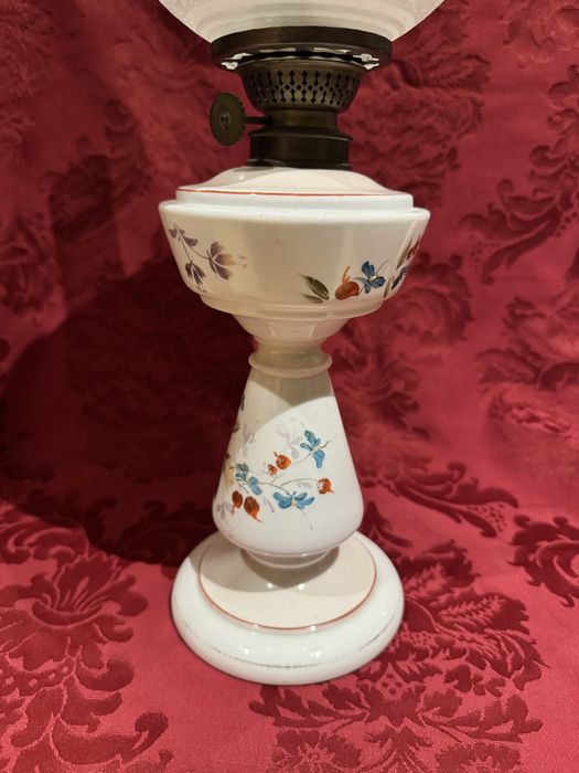 Candeeiro a petróleo antigo