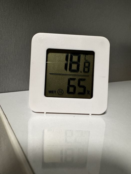 Термометр гігрометр градусник (батарейка в комплекті)