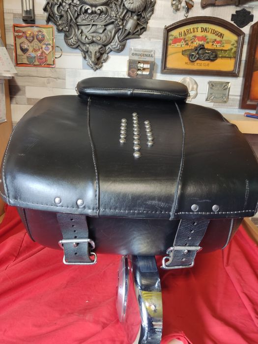 Центральний кофр harley-davidson softail