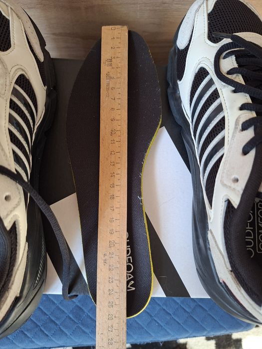 Чоловічі кросівки Adidas Crazychaos 2000