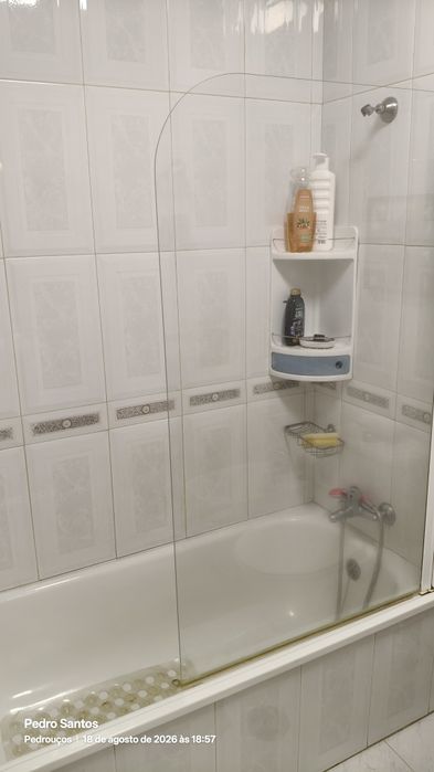Quarto para arrendar