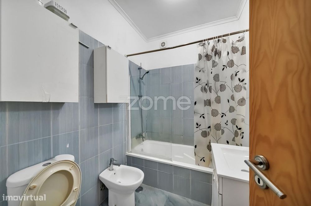 Apartamento T4 Intendente