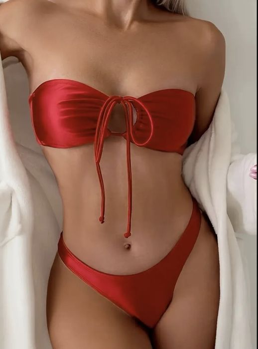 Жіночий роздільний купальник