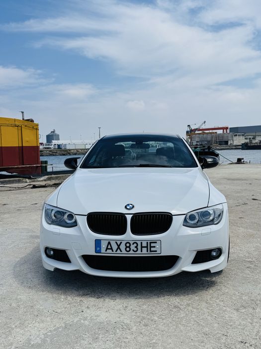 Vendo bmw 320d lci e92 pack m