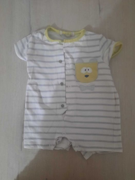 Body pijama de verão para bebé dos 1 aos 3 meses