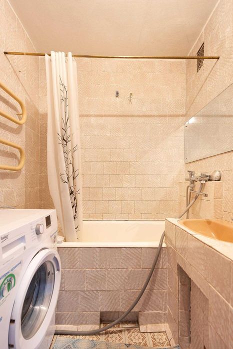 2-кімнатна квартира з ремонтом | Стрийська | Цегляний будинок | 52 м² | 2 балкони